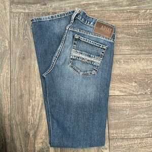 Ariat mens denim jeans M7